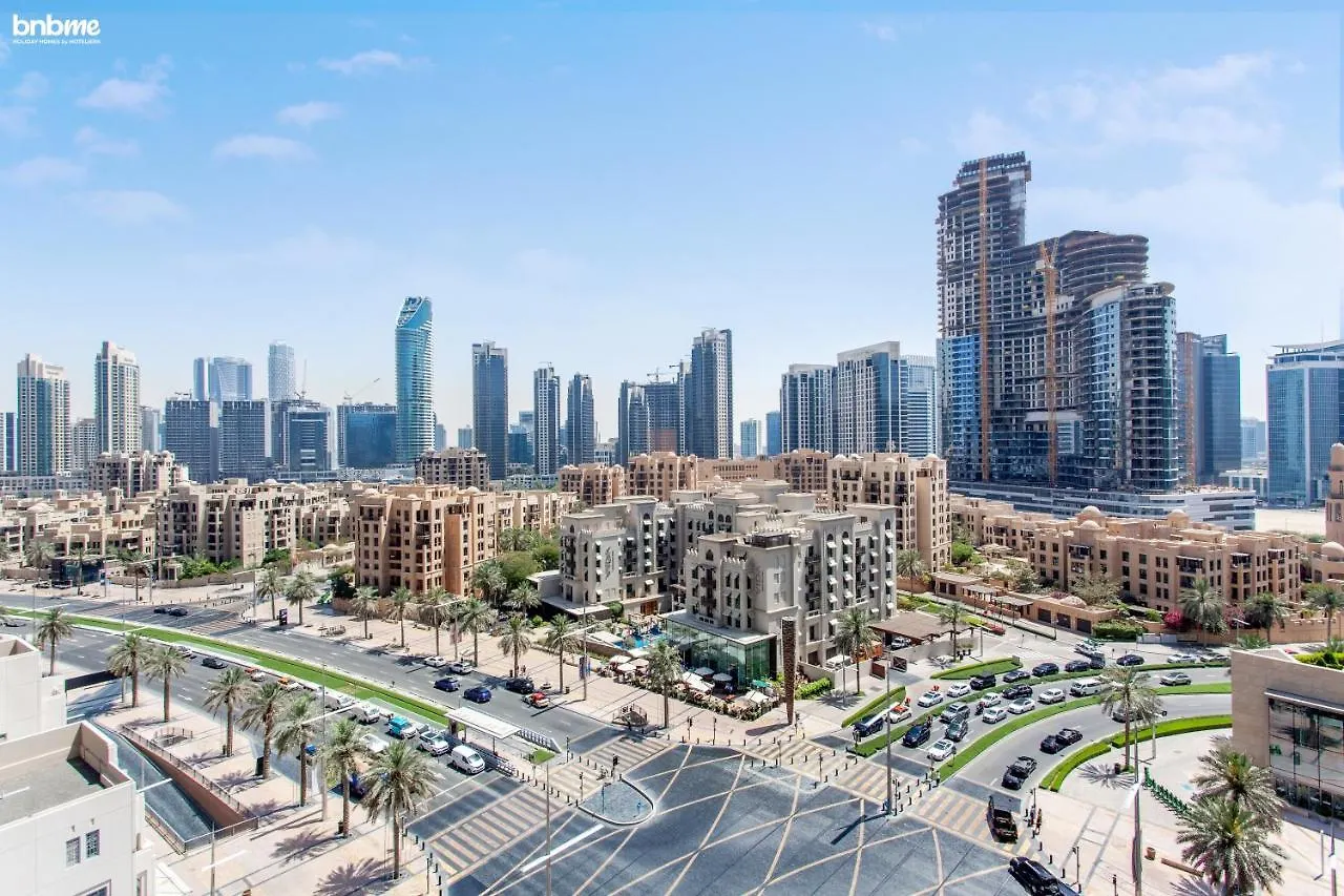 Inbetween Burjk & Dubai Mall Both Walking Distance - 1106 Apartment