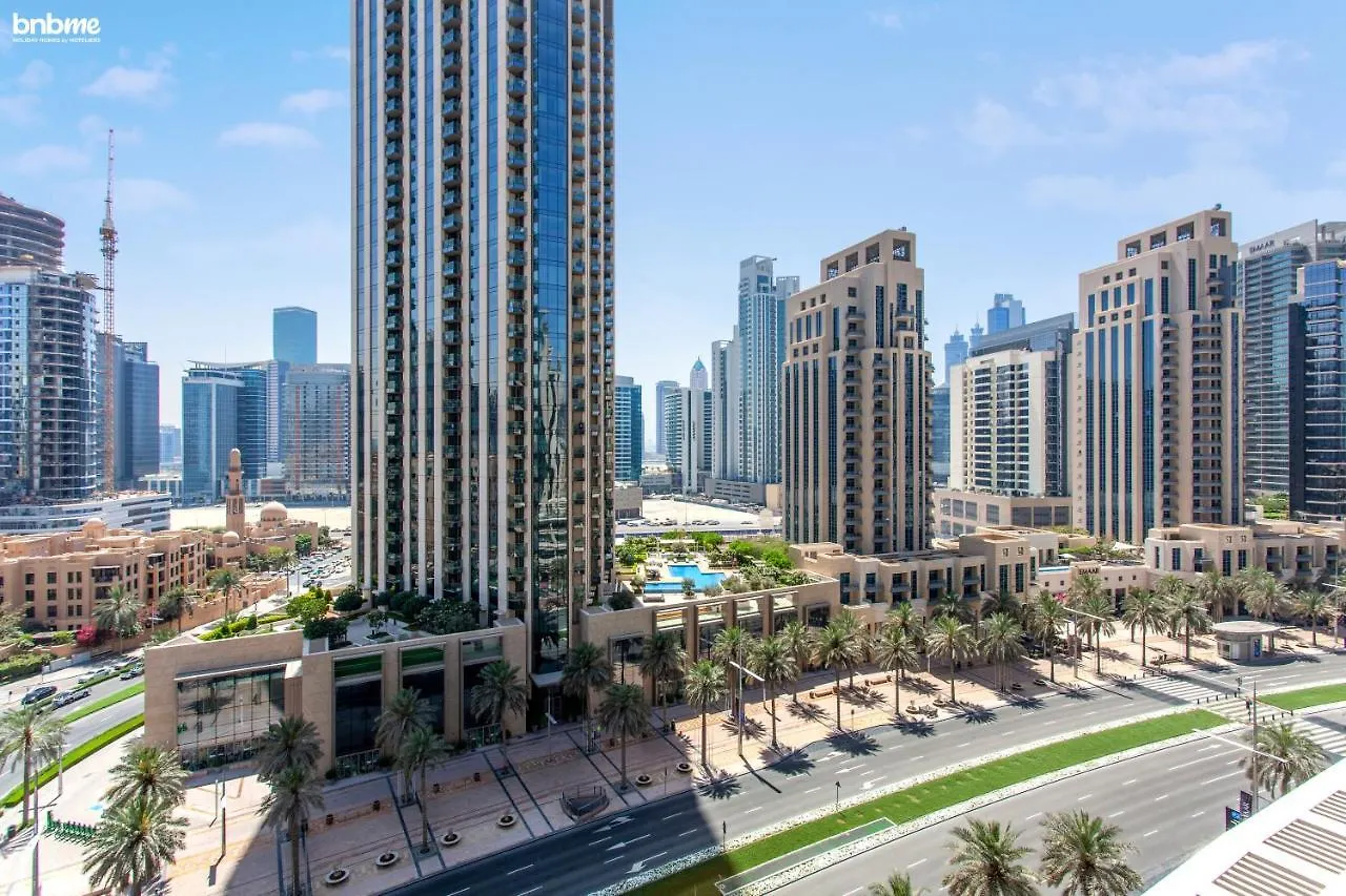 Inbetween Burjk & Dubai Mall Both Walking Distance - 1106 Apartment