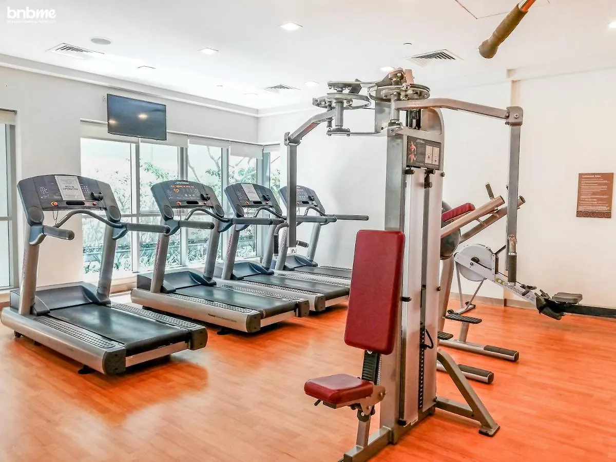 Inbetween Burjk & Dubai Mall Both Walking Distance - 1106 Apartment 0*,  United Arab Emirates